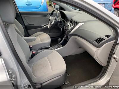 2012 Hyundai Accent GLS   - Photo 8 - Friday Harbor, WA 98250