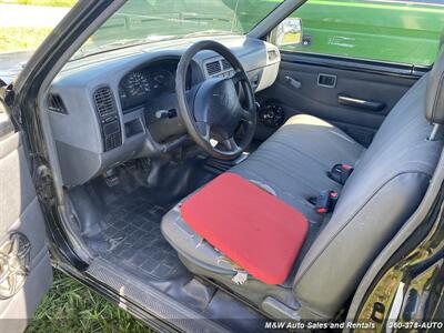 1996 Nissan Truck Hardbody   - Photo 3 - Friday Harbor, WA 98250