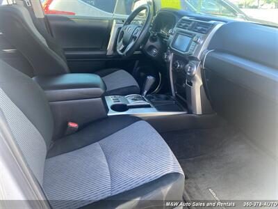 2017 Toyota 4Runner SR5 - Photo 7 - Friday Harbor, WA 98250