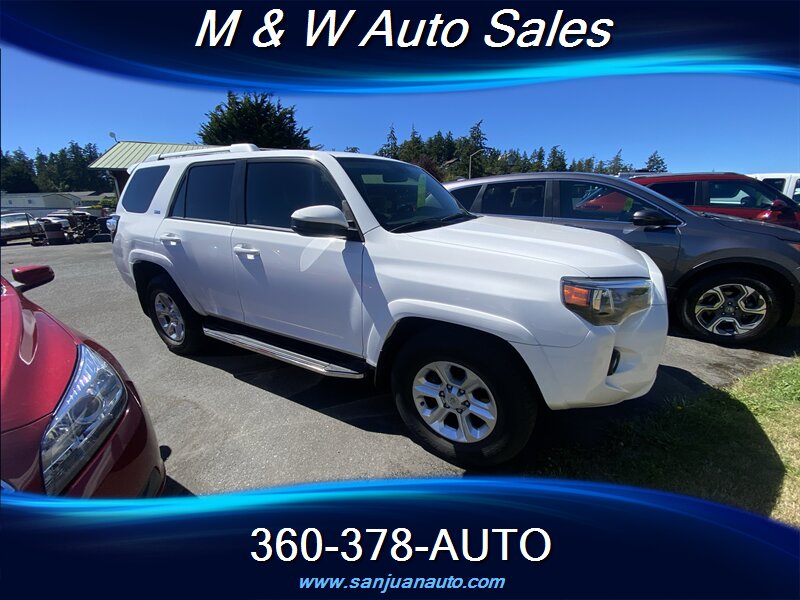 2017 Toyota 4Runner SR5   - Photo 1 - Friday Harbor, WA 98250