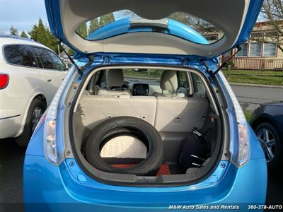 2012 Nissan LEAF SV   - Photo 5 - Friday Harbor, WA 98250