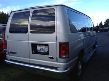 2006 Ford E-Series Wagon E-350 SD XLT   - Photo 2 - Friday Harbor, WA 98250
