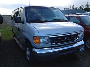 2006 Ford E-Series Wagon E-350 SD XLT   - Photo 1 - Friday Harbor, WA 98250