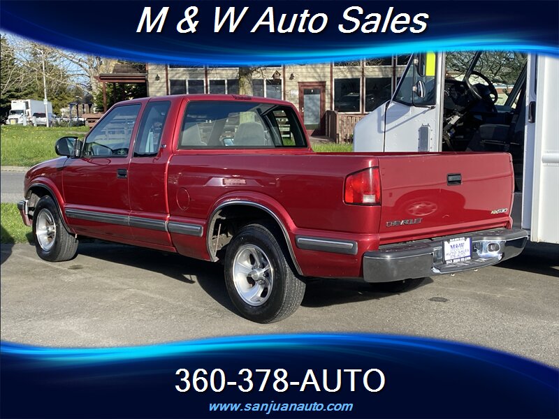 1998 Chevrolet S-10 LS  