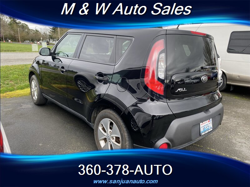 2016 Kia Soul LX  