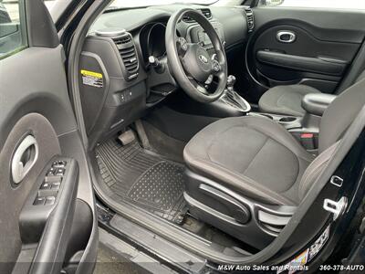 2016 Kia Soul LX   - Photo 3 - Friday Harbor, WA 98250