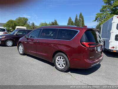 2021 Chrysler Pacifica Touring L   - Photo 2 - Friday Harbor, WA 98250