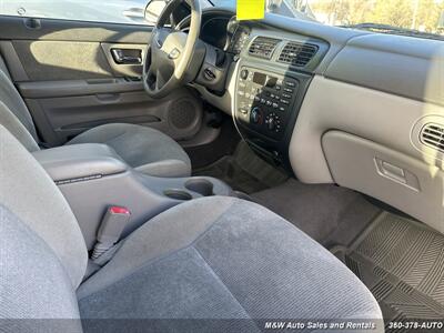 2001 Ford Taurus SE   - Photo 5 - Friday Harbor, WA 98250