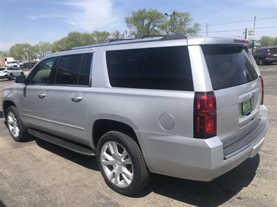 2017 Chevrolet Suburban Premier   - Photo 6 - Owatonna, MN 55060