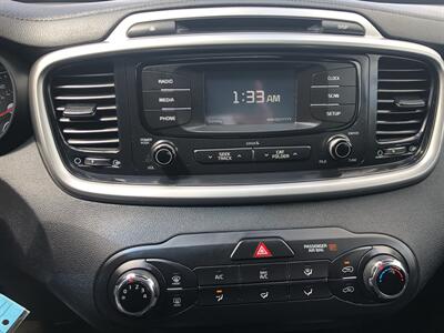 2016 Kia Sorento LX V6   - Photo 36 - Owatonna, MN 55060