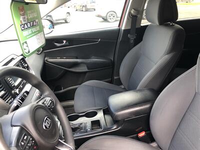 2016 Kia Sorento LX V6   - Photo 17 - Owatonna, MN 55060