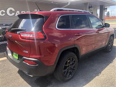 2016 Jeep Cherokee Latitude   - Photo 9 - Owatonna, MN 55060