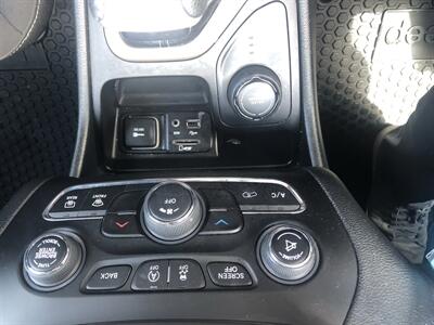 2016 Jeep Cherokee Latitude   - Photo 30 - Owatonna, MN 55060