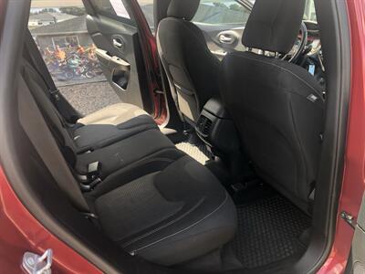2016 Jeep Cherokee Latitude   - Photo 24 - Owatonna, MN 55060