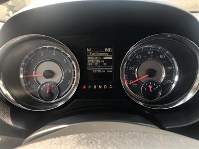 2015 Chrysler Town & Country Touring   - Photo 31 - Owatonna, MN 55060