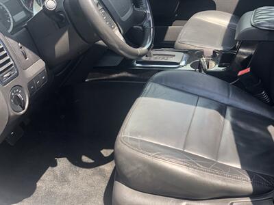 2011 Ford Escape Limited   - Photo 6 - Owatonna, MN 55060