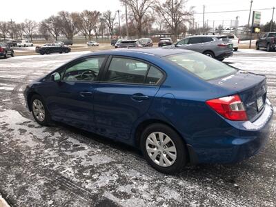 2012 Honda Civic LX   - Photo 5 - Owatonna, MN 55060