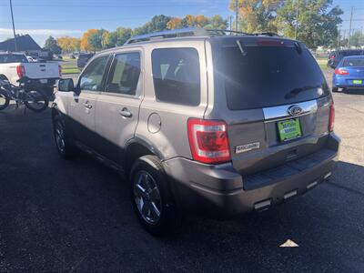 2011 Ford Escape Limited   - Photo 7 - Owatonna, MN 55060