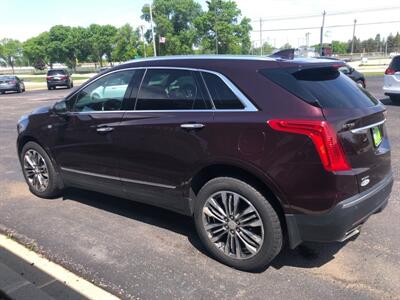 2017 Cadillac XT5 Premium Luxury   - Photo 6 - Owatonna, MN 55060