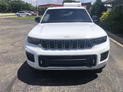 2024 Jeep Grand Cherokee Overland   - Photo 3 - Owatonna, MN 55060