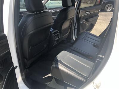 2024 Jeep Grand Cherokee Overland   - Photo 24 - Owatonna, MN 55060