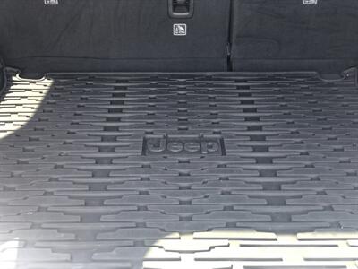 2024 Jeep Grand Cherokee Overland   - Photo 20 - Owatonna, MN 55060
