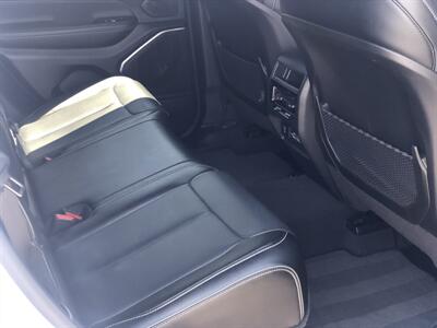 2024 Jeep Grand Cherokee Overland   - Photo 18 - Owatonna, MN 55060