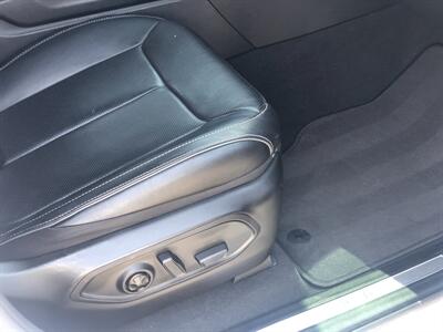 2024 Jeep Grand Cherokee Overland   - Photo 14 - Owatonna, MN 55060