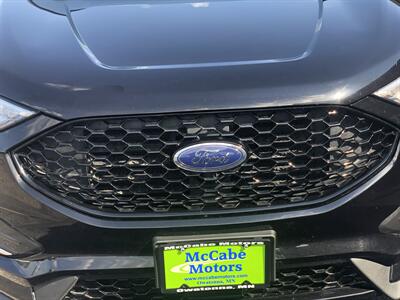2022 Ford Edge ST-Line   - Photo 4 - Owatonna, MN 55060