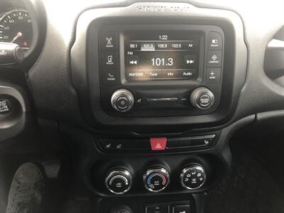2015 Jeep Renegade Latitude   - Photo 27 - Owatonna, MN 55060