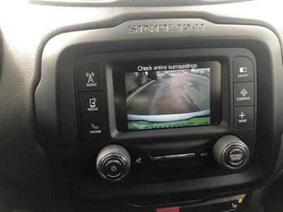 2015 Jeep Renegade Latitude   - Photo 29 - Owatonna, MN 55060