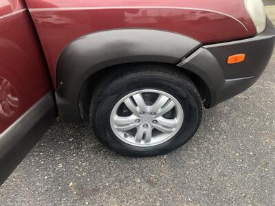 2006 Hyundai TUCSON GLS   - Photo 16 - Owatonna, MN 55060