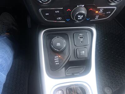 2019 Jeep Compass Latitude   - Photo 32 - Owatonna, MN 55060