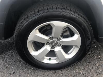 2019 Jeep Compass Latitude   - Photo 12 - Owatonna, MN 55060