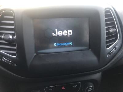 2019 Jeep Compass Latitude   - Photo 30 - Owatonna, MN 55060