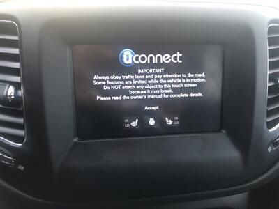 2019 Jeep Compass Latitude   - Photo 31 - Owatonna, MN 55060