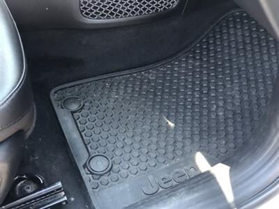 2019 Jeep Compass Latitude   - Photo 10 - Owatonna, MN 55060