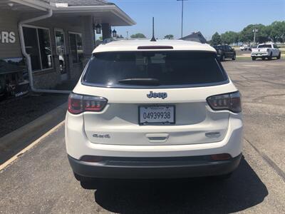 2019 Jeep Compass Latitude   - Photo 7 - Owatonna, MN 55060