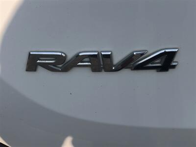 2015 Toyota RAV4 LE   - Photo 14 - Owatonna, MN 55060