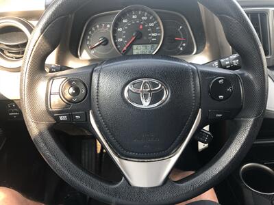 2015 Toyota RAV4 LE   - Photo 32 - Owatonna, MN 55060