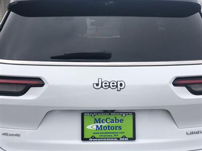 2024 Jeep Grand Cherokee L Limited   - Photo 8 - Owatonna, MN 55060