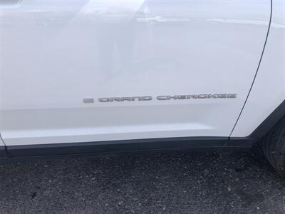 2024 Jeep Grand Cherokee L Limited   - Photo 16 - Owatonna, MN 55060