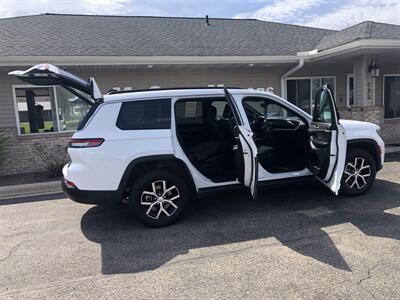 2024 Jeep Grand Cherokee L Limited   - Photo 17 - Owatonna, MN 55060