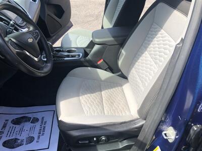 2019 Chevrolet Equinox LT   - Photo 20 - Owatonna, MN 55060