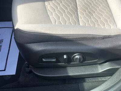 2019 Chevrolet Equinox LT   - Photo 21 - Owatonna, MN 55060