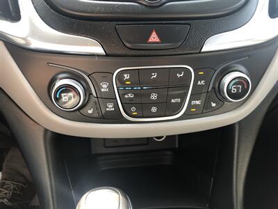 2019 Chevrolet Equinox LT   - Photo 28 - Owatonna, MN 55060