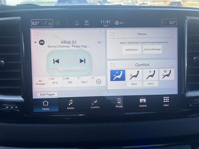 2022 Chrysler Pacifica Touring L   - Photo 36 - Owatonna, MN 55060