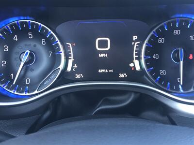 2022 Chrysler Pacifica Touring L   - Photo 26 - Owatonna, MN 55060