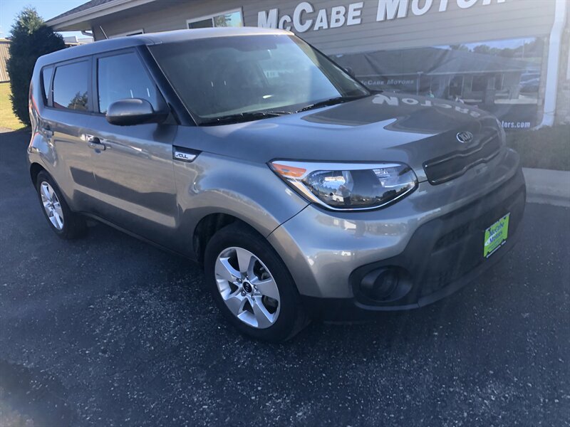 2017 Kia Soul Base photo 2