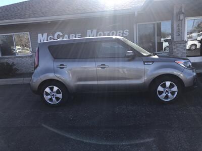 2017 Kia Soul   - Photo 4 - Owatonna, MN 55060